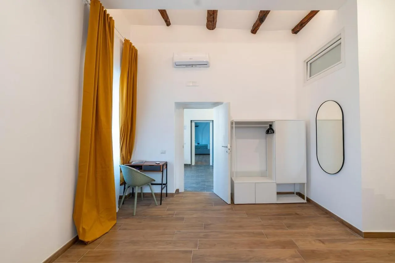 Il Vicoletto Maiorani 39 Apartman Nápoly
